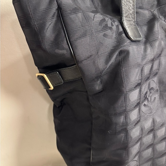 Chanel Black Nylon Tote Bag Travel Line Logo Shoulder Purse Vintage Authentic - Picture 2 of 12